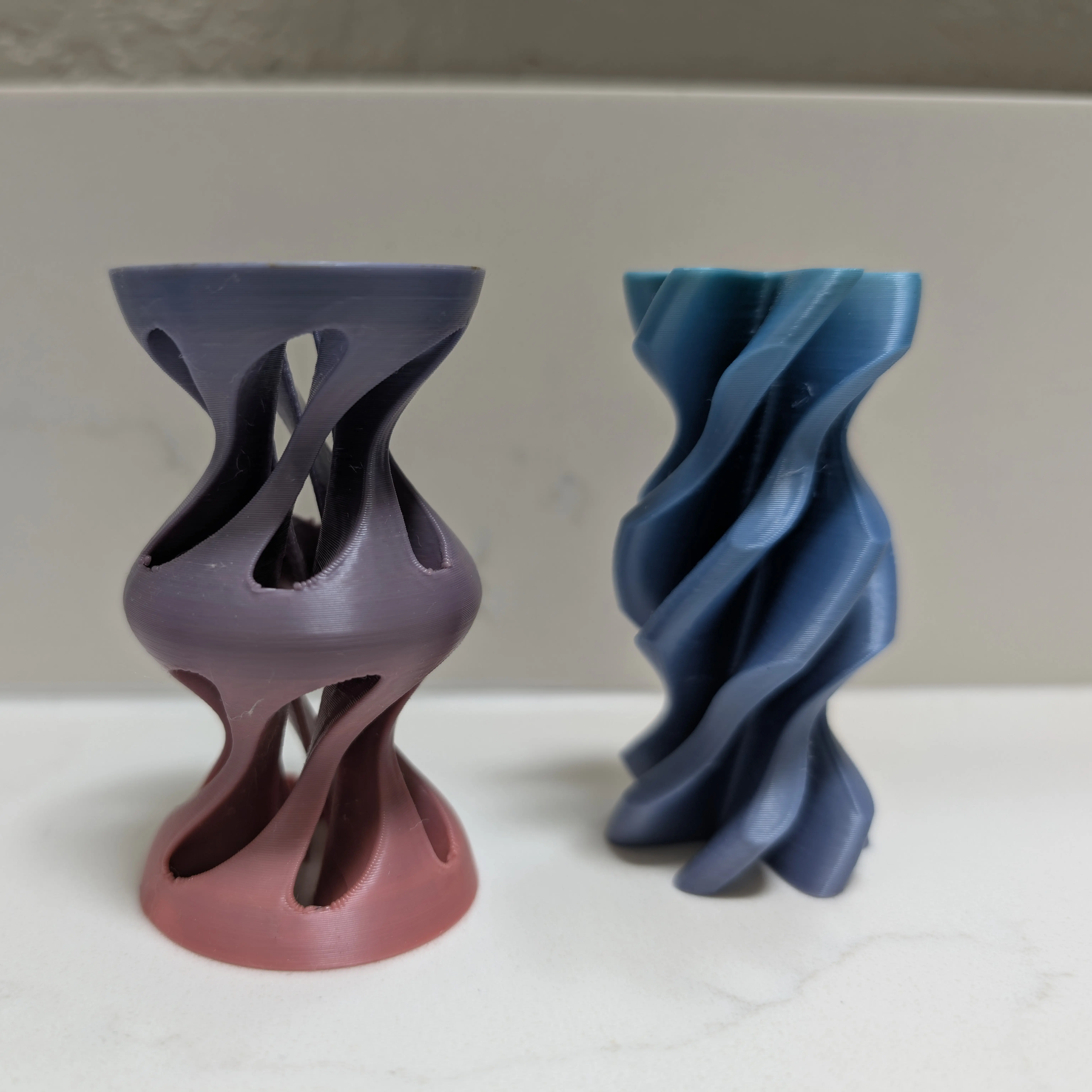 Bronvoorbeeld van het 3D-model Fidget Hour Glass door DrewBacca